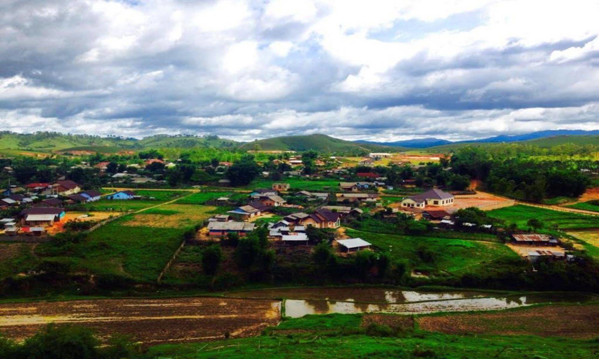 Muang Phônsavan Vansana Plain Of Jars Hotel מראה חיצוני תמונה